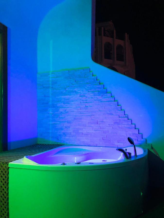 Lux&2Jacuzzi. New! Golden Mile Las Americas, Parque Santiago 2. Pool Heated Sea Water 2 Bdr Playa de las Américas Buitenkant foto